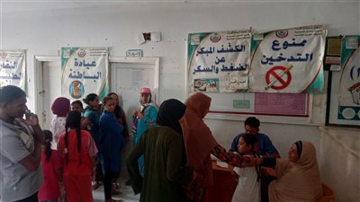 5 تخصصات، قافلة طبية مجانية تقدم خدماتها لأهالي جدة في الوادي الجديد 