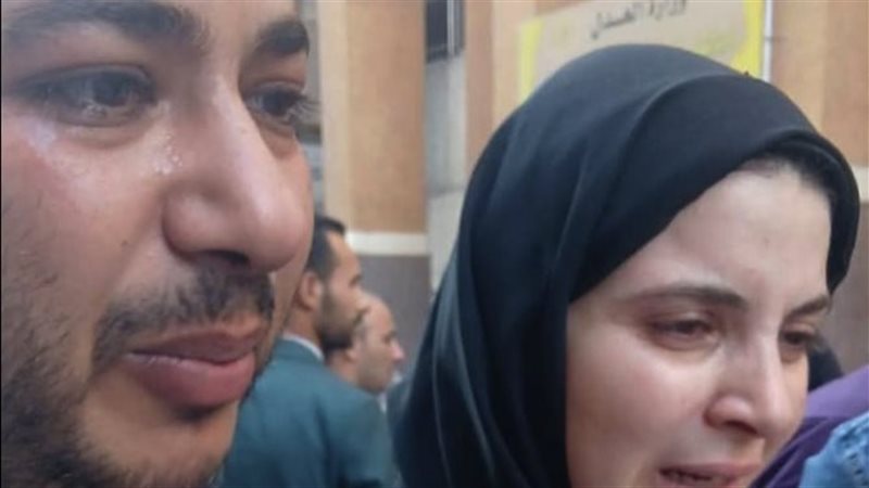 والد الطفلة لارين