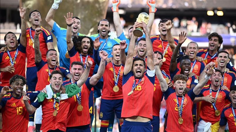 إسبانيا بطل كأس العالم،