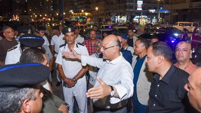محافظ الإسكندرية يقود جولة مفاجئة بحي المنتزه ثان 