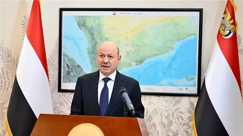 العليمي: حان الوقت لإنهاء انقلاب الحوثي ودعم مشروع الدولة اليمنية