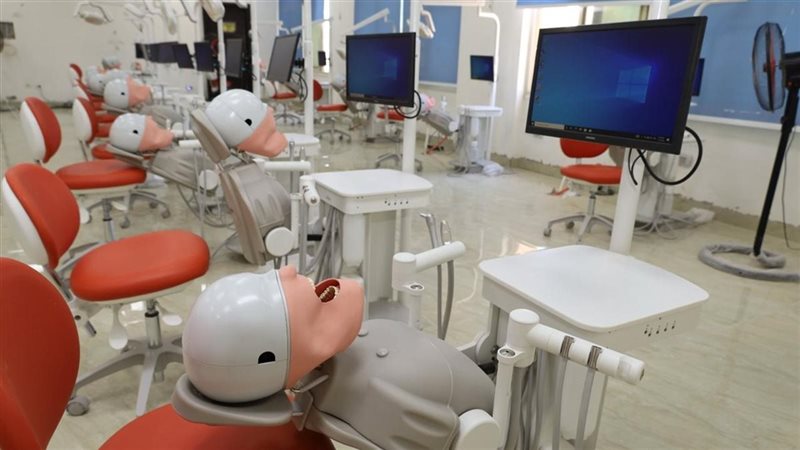 افتتاح 8 معامل متطورة