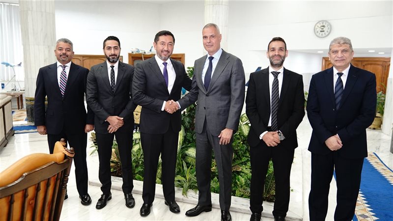 مصر للطيران توقع
