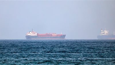 من هرمز إلى البحر الأحمر.. الحوثيون يوسعون الضغوط على الخليج.. شركات الشحن تغير مساراتها.. والمخاطر تهدد تجارة النفط والطاقة العالمية