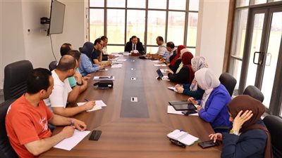 محافظ دمياط يشدد على تدقيق المتغيرات المكانية وحسم مخالفات البناء 