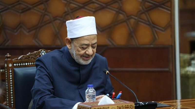 الدكتور أحمد الطيب