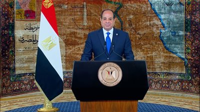 السيسي: شيدنا بنية أساسية عصرية وأقمنا مدنًا جديدة للقضاء على العشوائيات