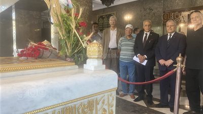 توافد المصريين على ضريح عبد الناصر لإحياء الذكرى 74 لثورة 23 يوليو (فيديو وصور)