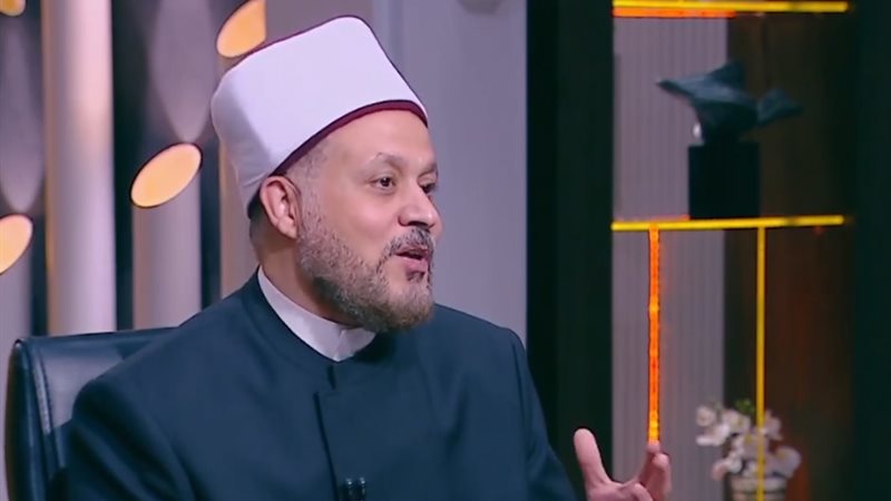  الدكتور مصطفى عبد
