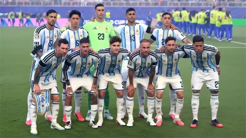 الأرجنتين، فيتو