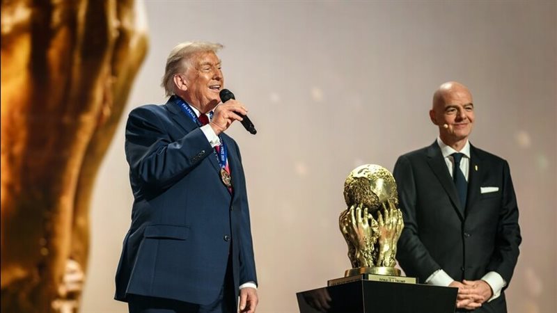 ترامب وإنفانتينو