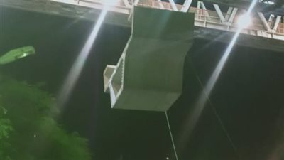 تركيب الكمر الخرساني على أعمدة مسار محطات الخط الثالث لمترو الأنفاق بالجيزة|فيديو 