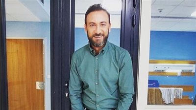 أخدت 4 غرز.. عابد عناني يكشف تفاصيل إصابته في فيلم 