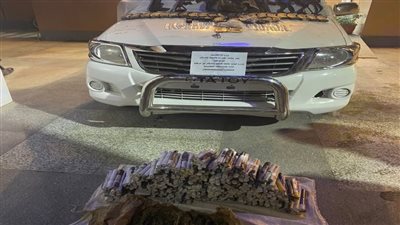  سقوط اثنين من العناصر الإجرامية بحوزتهما أسلحة نارية ومخدرات بأسوان 