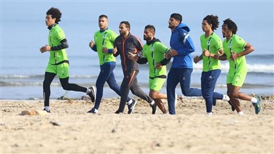 10 ملايين جنيه دعم من محافظ بورسعيد للنادي المصري لحل الأزمة المالية 