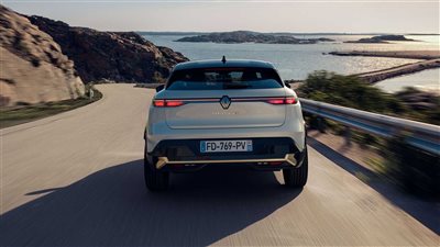 رينو تغزو العالم بسيارات صديقة للبيئة|صور