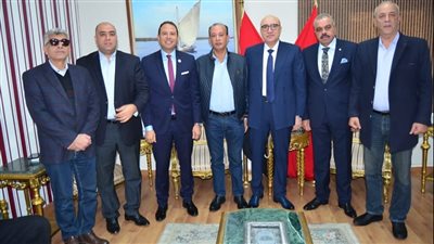 بعد ثلاثية المقاصة.. مجلس المصري يجتمع بالشعباني في معسكر الفريق ببرج العرب 