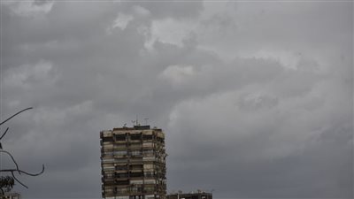 غيوم وسحب كثيفة تغطي سماء القاهرة الكبرى| فيديو