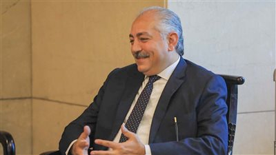 اليوم.. العامري فاروق يحضر اجتماع مجلس إدارة الأهلي للمرة الأولى 