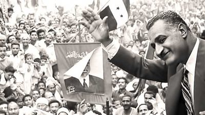 مصطفى بكرى وأبو العلا فى ذكرى ميلاد عبد الناصر: أعماله خالدة على مر التاريخ | فيديو