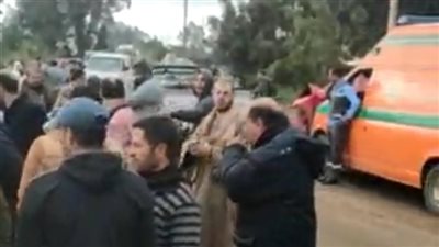 إصابة 3 أشخاص في تصادم جرار بميكروباص وسيارة نصف نقل بالغربية | فيديو وصور 