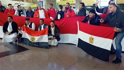 ناصر البرنس يسافر إلى الكاميرون لدعم المنتخب أمام غينيا | فيديو وصور