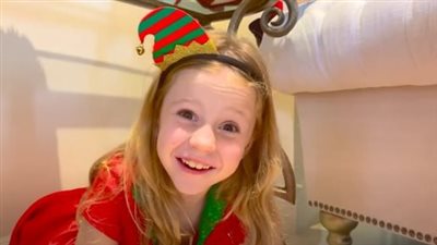 طفلة عمرها 7 سنوات في قائمة أعلى عشرة مدونين دخلا في العالم