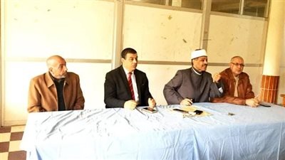 اجتماع لرئيس منطقة الإسكندرية والوكيل الثقافي بمديري الإدارات التعليمية