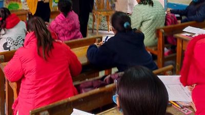 طلاب رابعة ابتدائي بالإسكندرية: أسئلة امتحان العربي سهلة| صور 