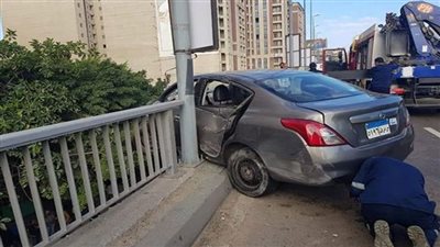 الاستعلام عن حالة مصاب في اصطدام سيارة بسور حديدي بالجيزة