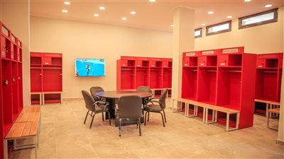 تطوير غرفة المدربين بقطاع الناشئين في الأهلي