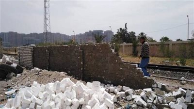 إزالة 33 حالة تعد على حرم السكة الحديد بالبدرشين والحوامدية