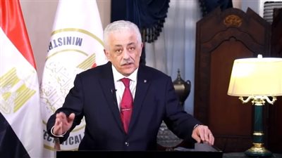 وزير التعليم: 