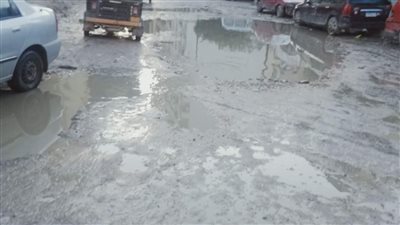 برك مياه أمطار وقمامة وأسلاك كهربائية تحيط بلجان رابعة ابتدائي في الإسكندرية | صور 