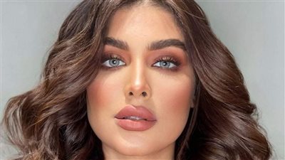 رجاء الريس.. بطلة للعرض المسرحي 