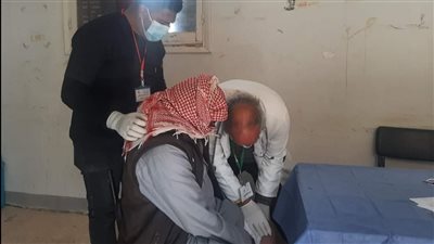 فحص 176 مريضا فى قافلة طبية برأس سدر