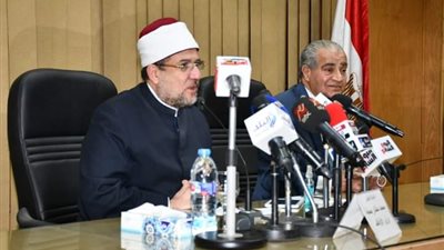 الأوقاف: توزيع ألف طن لحوم على الأسر الأولى بالرعاية مجانًا