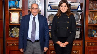 وزيرة الهجرة تستقبل خبيرًا مصريًا بالخارج لبحث توطين البرمجيات الهندسية