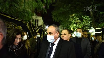 عبد المحسن سلامة وكرم جبر في عزاء وائل الإبراشي.. ودحلان يقدم باقة ورد