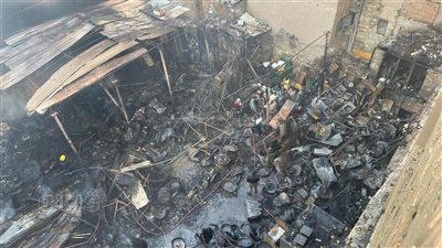 أهالي السيدة زينب: اتفاجئنا بالحريق في مخزن الخردة والمطافي وصلت متأخرة| فيديو 