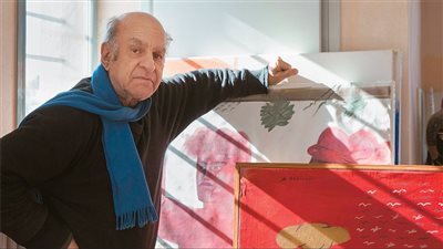 وفاة الرسام اليوناني الشهير أليكوس فاسيانوس عن 86 عاما