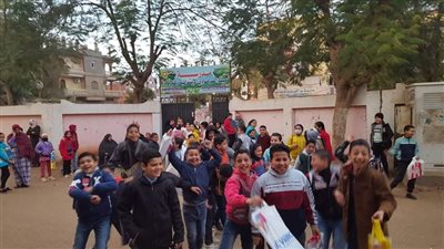 بث مباشر...طلاب رابعة ابتدائي بالدقهلية عن امتحان الدراسات: سهل لكن الخريطة مش واضحة