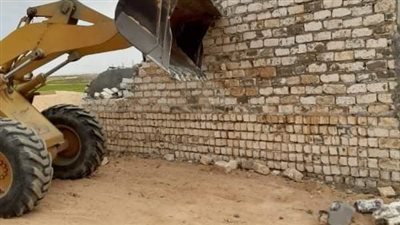 إزالة 3 حالات تعد على أراضى أملاك الدولة بالمنيا