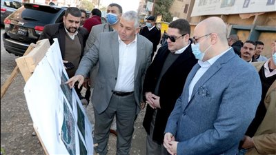 محافظ بني سويف يبحث مقترحات تخفيف الزحام والتكدس بمدينة سمسطا 