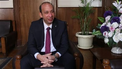 منع الزيارات.. إجراءات جديدة لمواجهة كورونا داخل مستشفيات جامعة القاهرة