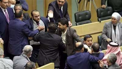 إثر مشاجرة.. البرلمان الأردني يجمد عضوية نائب إخواني لعامين 
