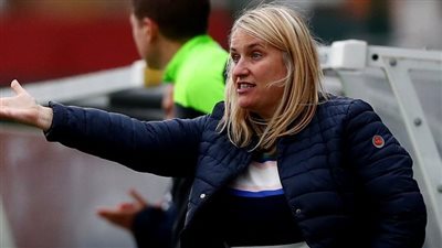 إيما هايس تفوز بجائزة أفضل مدربة في العالم لعام 2021