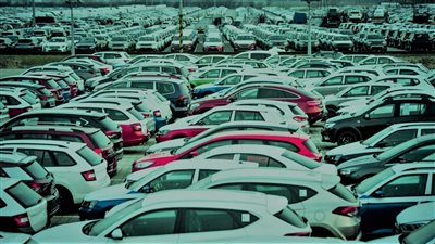 تعاون بين رينو الفرنسية وجيلي الصينية لإنتاج سيارات حرارية وكهربائية 