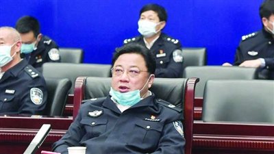 رشاوى على الطريقة الصينية.. وزير سابق تلقى 13 مليون دولار في صناديق مأكولات بحرية