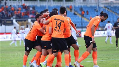 عبد الله بكري يتقدم بالهدف الأول لفاركو أمام الزمالك في كأس الرابطة